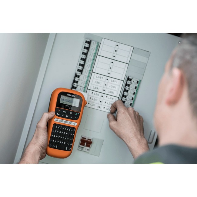 Brother PTE110VPYP1 label printer 180 x 180 DPI 20 mm/sec TZe QWERTY