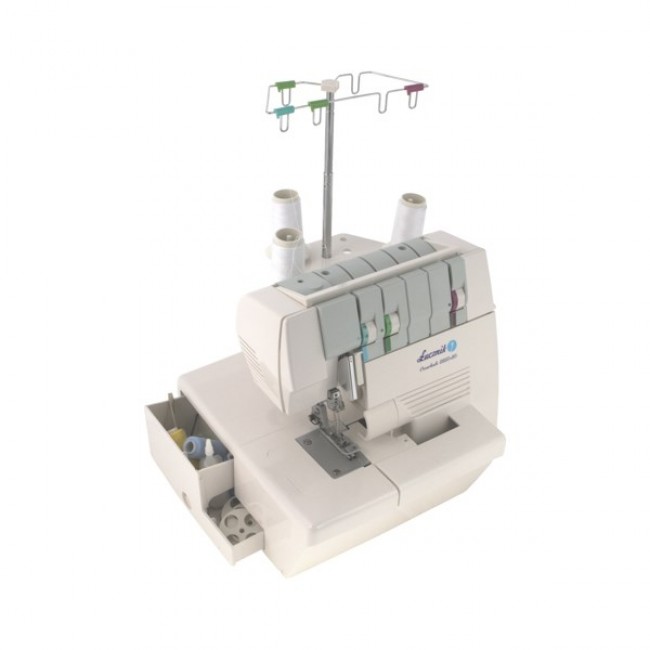 UCZNIK OVERLOCK 820D-3 UCZNIK OVERLOCK 820D-3