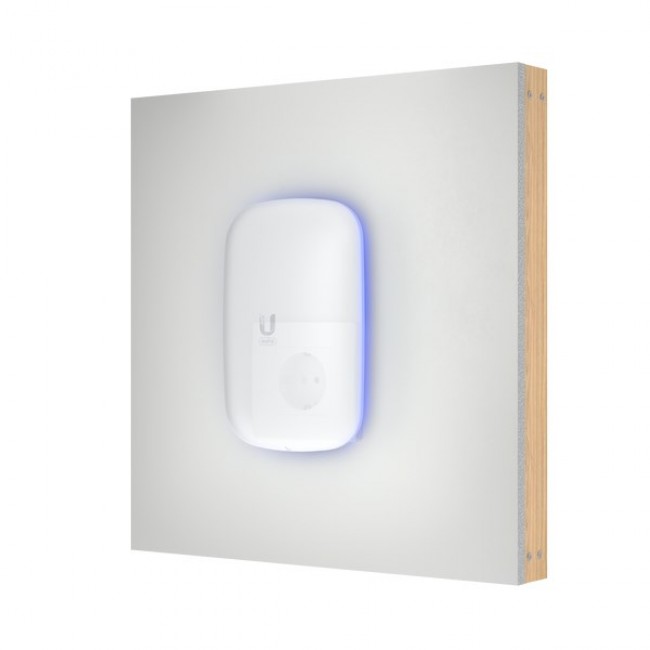 Ubiquiti UniFi6 Extender Wi-Fi signal booster