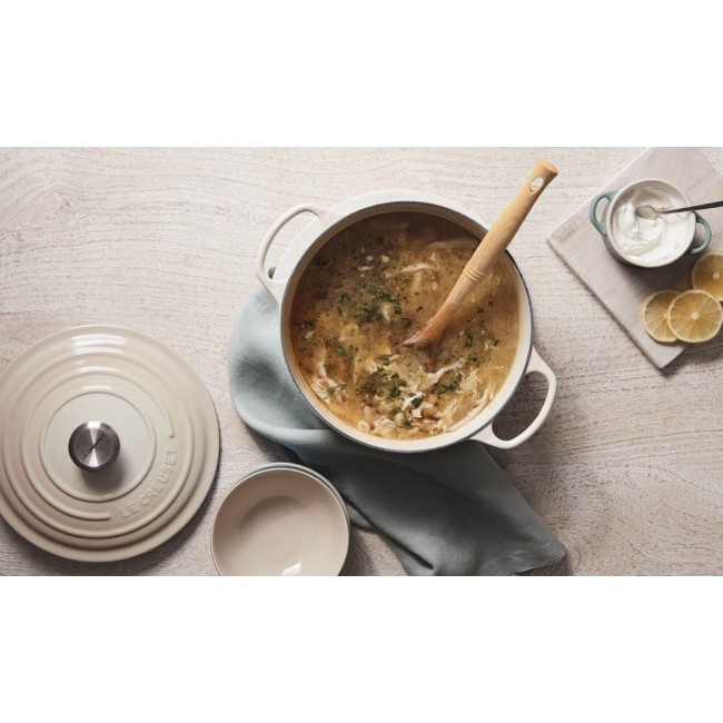 Le Creuset 2025766 Dutch oven 2.4 L White