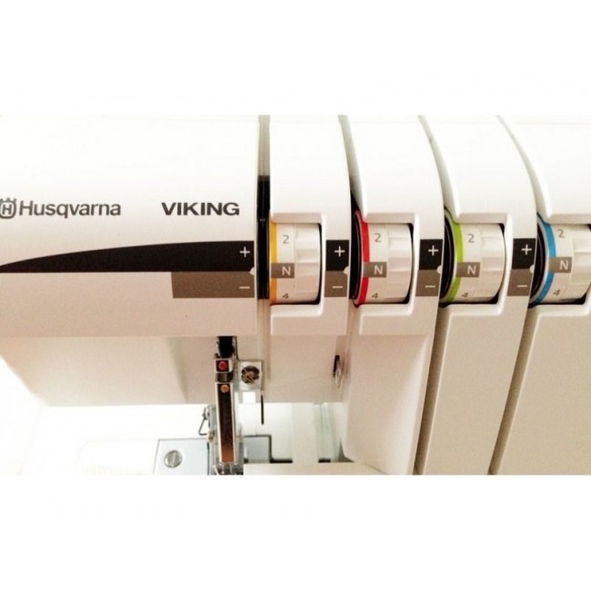 Husqvarna Viking Huskylock S15 Overlock Husqvarna Viking Huskylock S15 Overlock