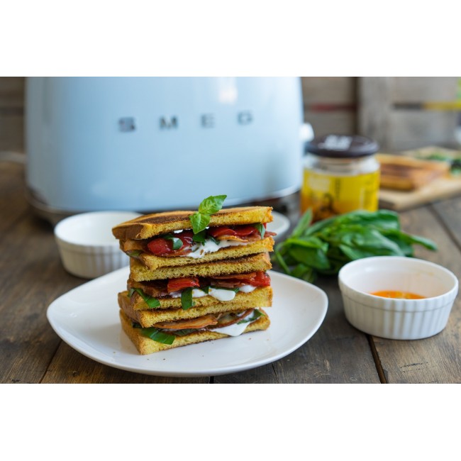 Smeg 50's Style Toaster TSF01PBEU Pastel Blue Smeg 50's Style Toaster TSF01PBEU Pastel Blue