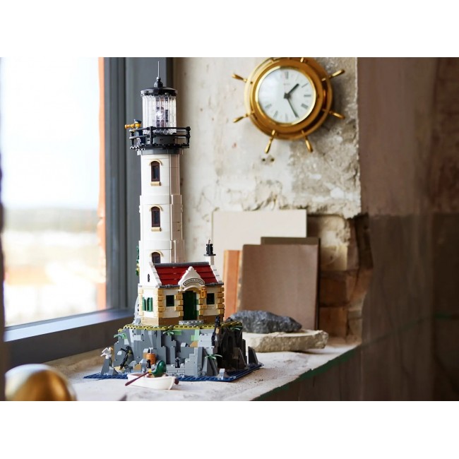 LEGO IDEAS 21335 MOTORIZED LIGHTHOUSE LEGO IDEAS 21335 MOTORIZED LIGHTHOUSE