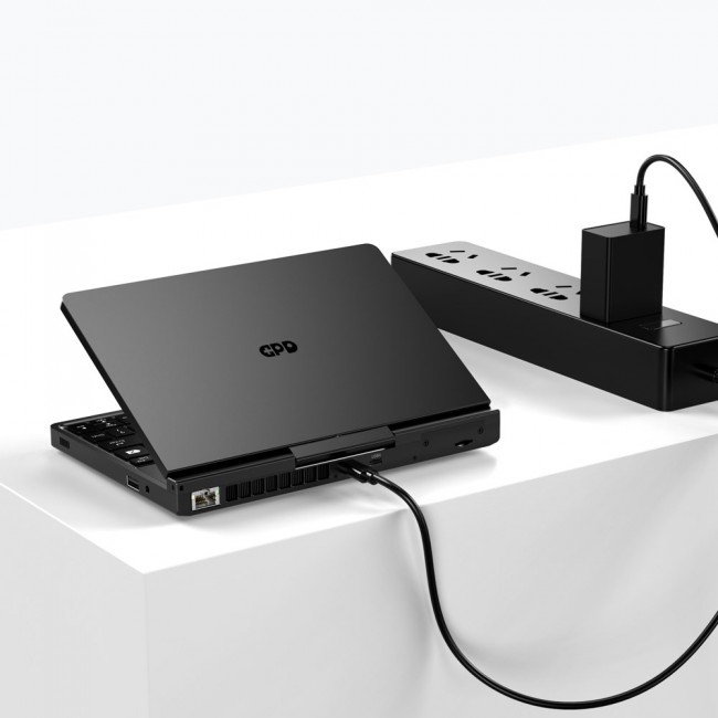 GPD Pocket 4 Ryzen 7 8840U/8