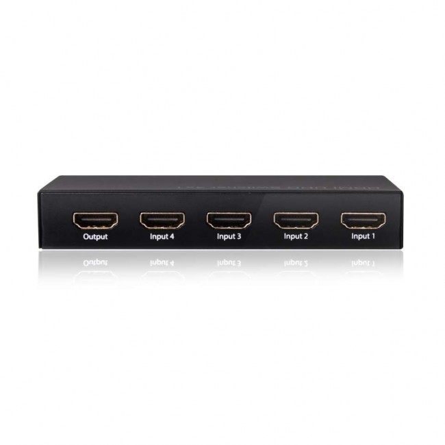 CLUB3D HDMI 2.0 UHD 4K60Hz SwitchBox 4 ports and included IR Remote control