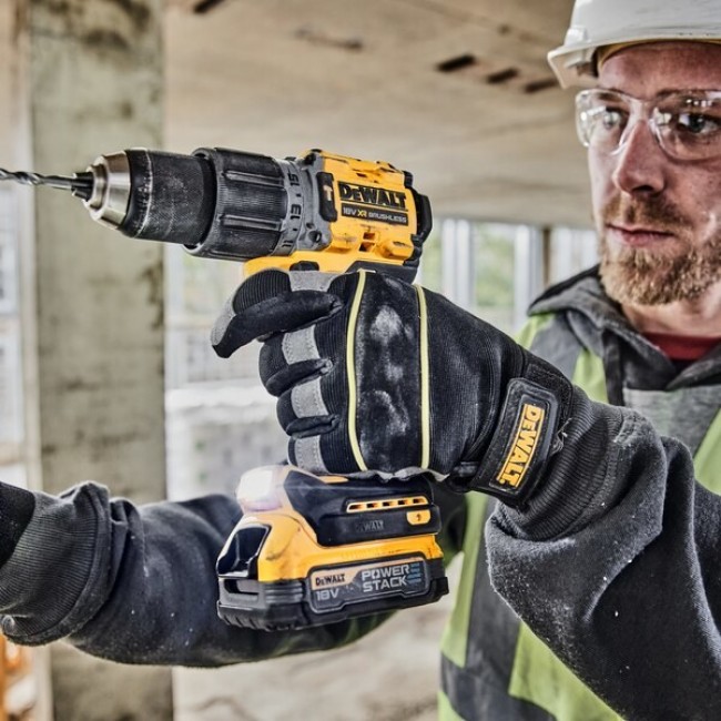 DeWALT DCD805E2T-QW drill 2000 RPM 1.34 kg DeWALT DCD805E2T-QW drill 2000 RPM 1.34 kg