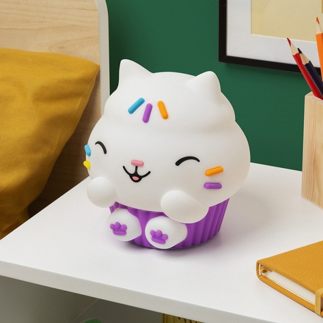 PP GABBYS DOLLHOUSE - CAKEY CAT SQUISHYGLO