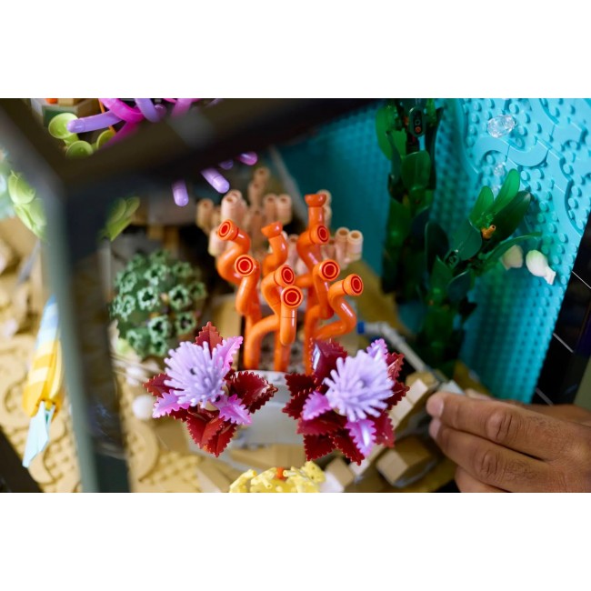 LEGO ICONS 10366 Tropical Aquarium