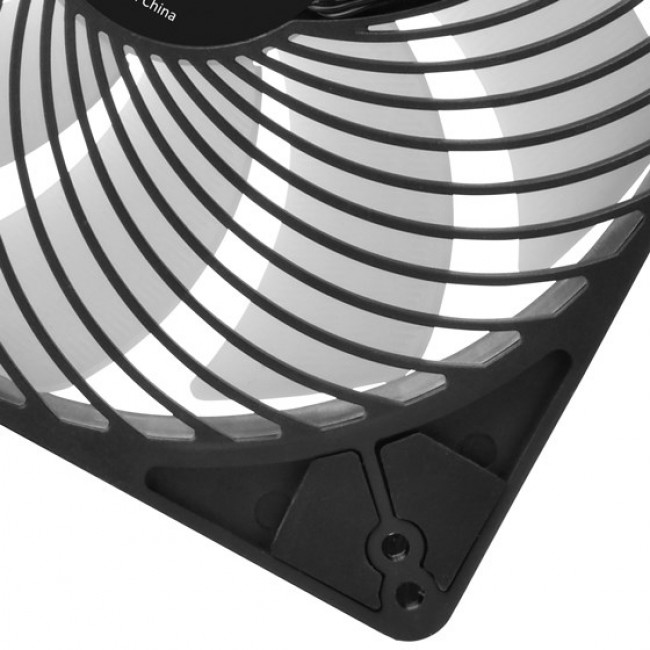 Silverstone Air Penetrator 184i Computer case Air cooler 180/200 mm Black 1 pc(s) Silverstone Air Penetrator 184i Computer case Air cooler 180/200 mm Black 1 pc(s)