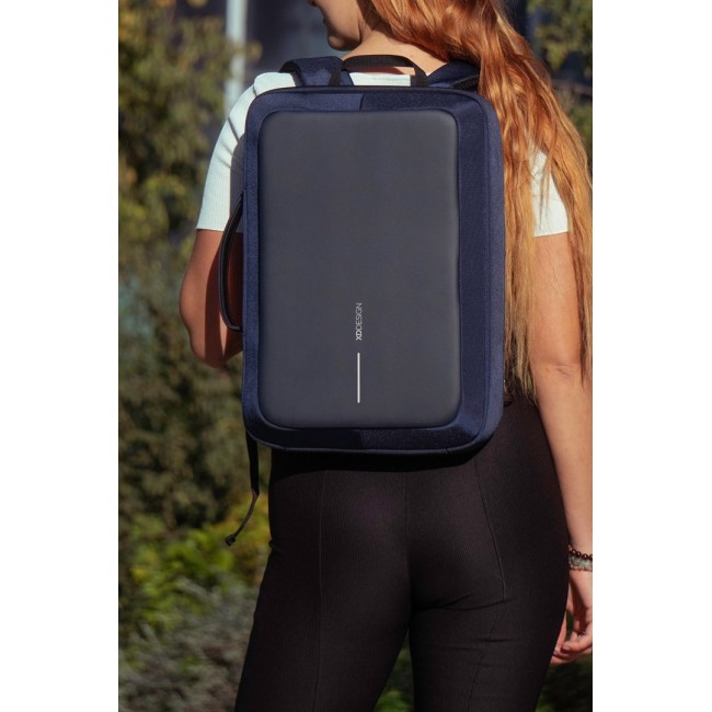 XD DESIGN ANTI-THEFT BACKPACK / BRIEFCASE BOBBY BIZZ 2.0 NAVY P/N: P705.925 XD DESIGN ANTI-THEFT BACKPACK / BRIEFCASE BOBBY BIZZ 2.0 NAVY P/N: P705.925