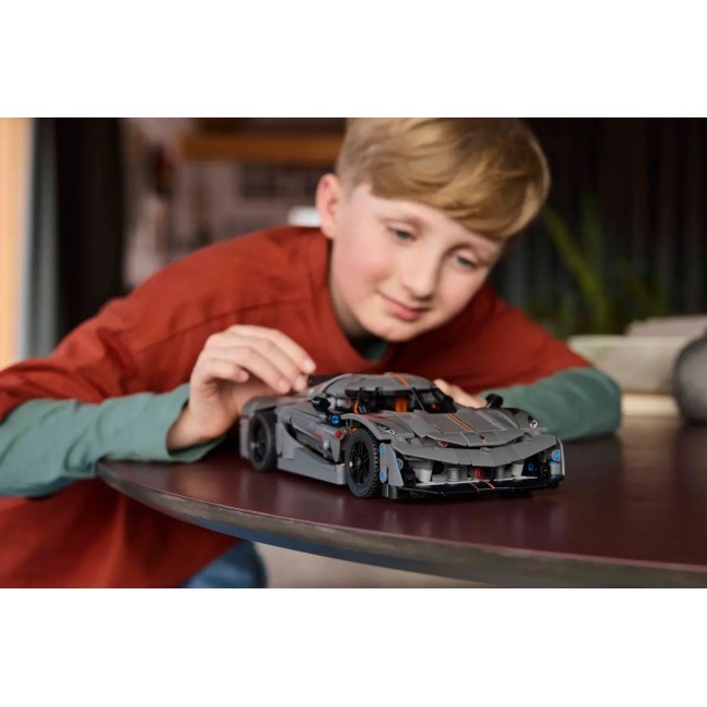 LEGO TECHNIC 42173 Koenigsegg Jesko Absolute Grey Hypercar LEGO TECHNIC 42173 Koenigsegg Jesko Absolute Grey Hypercar
