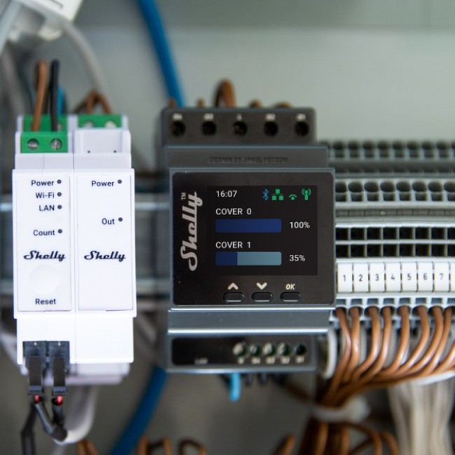 Shelly Pro Dual Cover / Shutter PM electrical relay Black