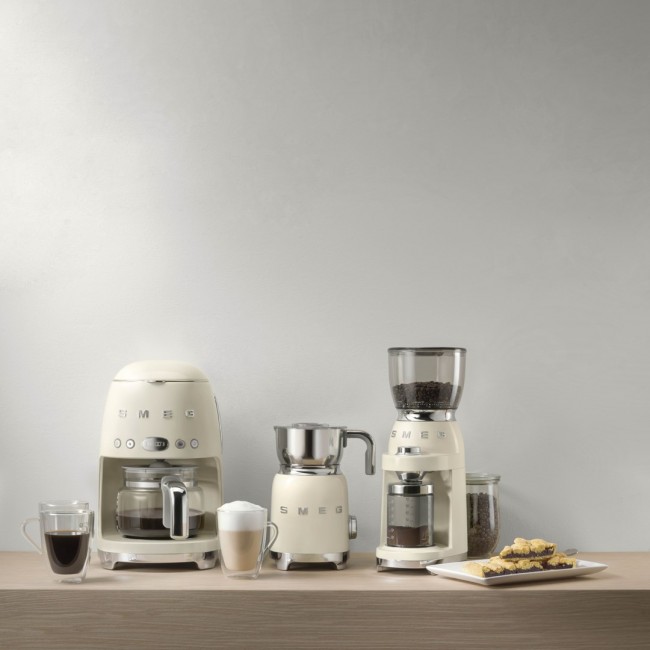 Smeg 50's Style Drip Filter Coffee Machine DCF02CREU Cream 1,4 l