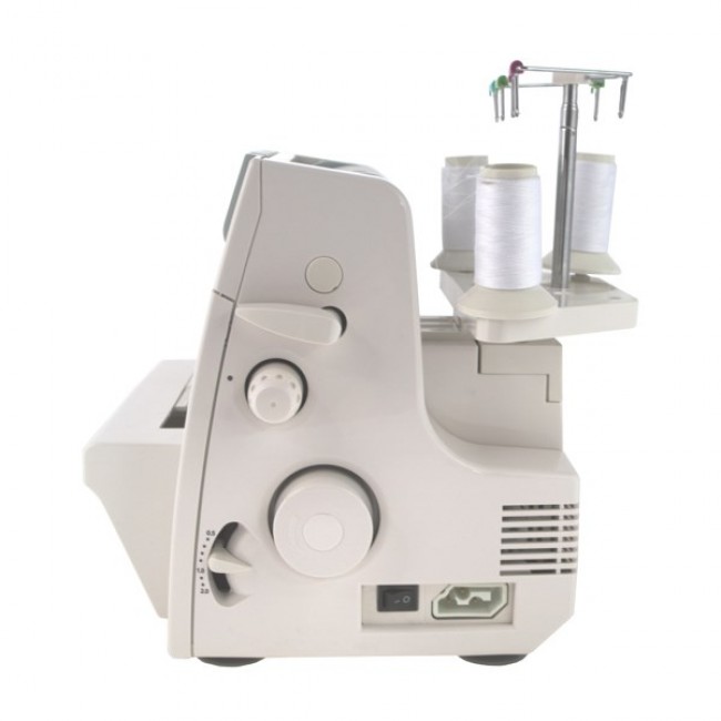  UCZNIK OVERLOCK 820D-3