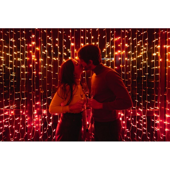 TWINKLY Curtain 210 (TWW210SPP-TEU) Intelligent LED Lights 210 LED RGB+W 2,1 m TWINKLY Curtain 210 (TWW210SPP-TEU) Intelligent LED Lights 210 LED RGB+W 2,1 m