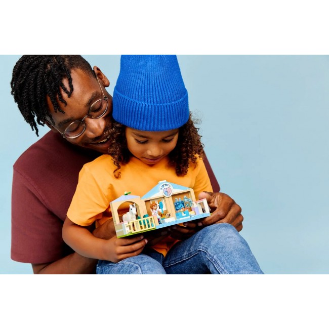 LEGO FRIENDS 42696 Animal Vet Clinic