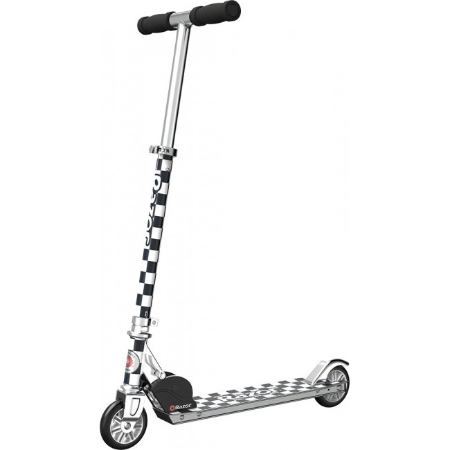 KICK SCOOTER Razor Model A Checked Out KICK SCOOTER Razor Model A Checked Out