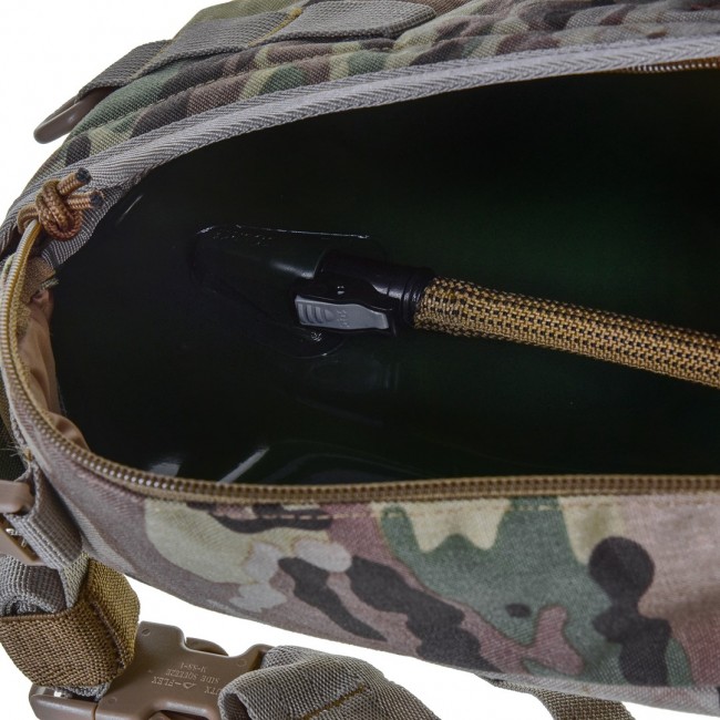 Source - hydration pack, 3l