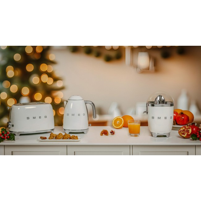 Smeg KLF03WHEU Electric kettle 1.7 l 2400 W White