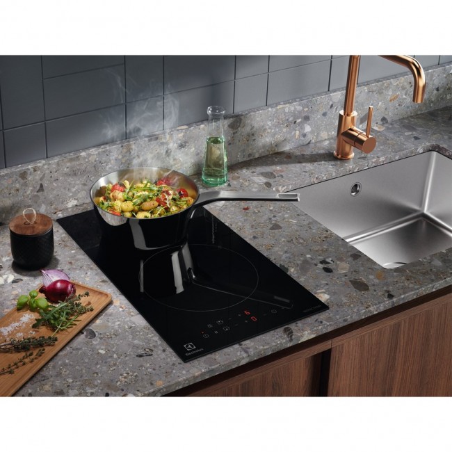 Electrolux LIT30230C Black Built-in Zone induction hob 2 zone(s) Electrolux LIT30230C Black Built-in Zone induction hob 2 zone(s)