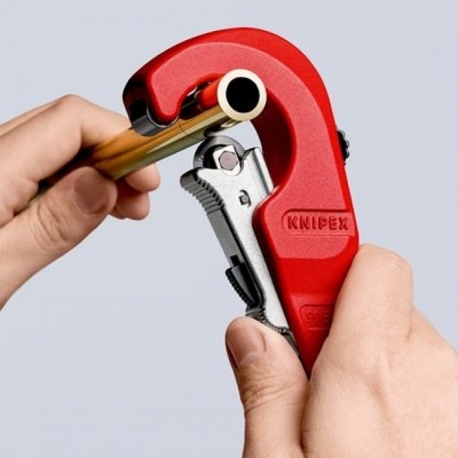 Knipex 90 31 02 SB manual pipe cutter Pipecutter Knipex 90 31 02 SB manual pipe cutter Pipecutter