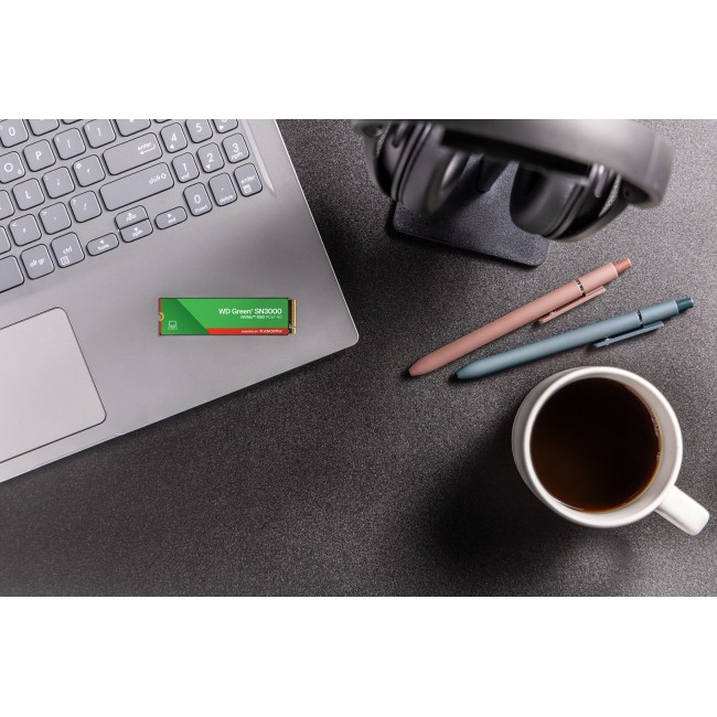 Western Digital Green WD SN3000 NVMe SSD POWERED BY SANDISK 1 TB