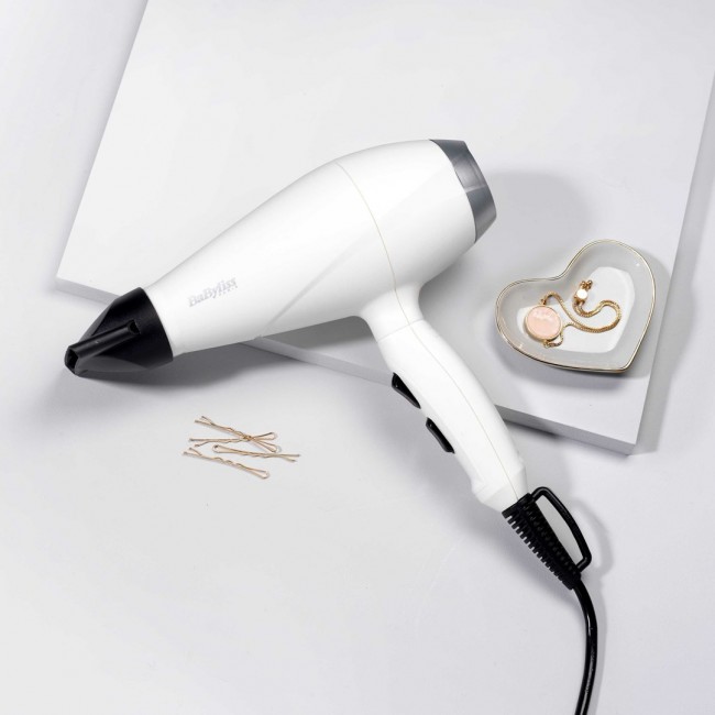 BaByliss 6704WE hair dryer 2000 W Black, White BaByliss 6704WE hair dryer 2000 W Black, White