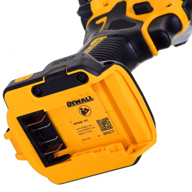 DeWALT DCF850P2T-QW impact driver