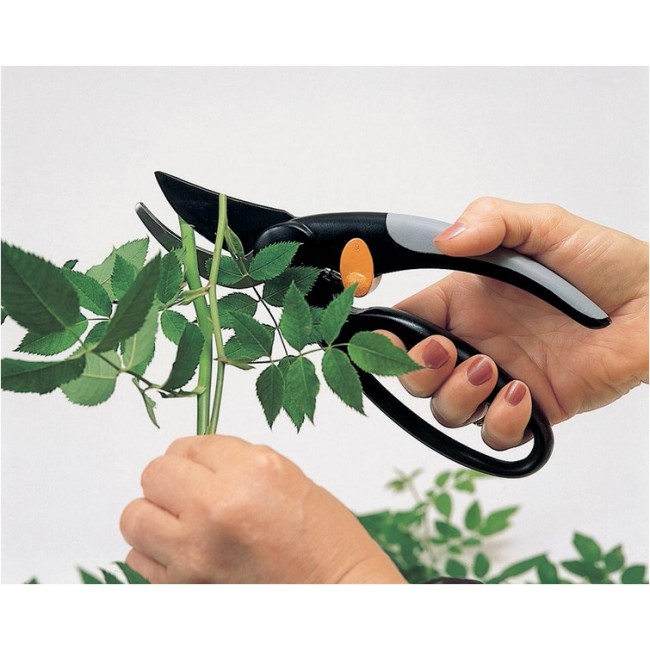 Fiskars 111440 pruning shears Bypass Black Fiskars 111440 pruning shears Bypass Black