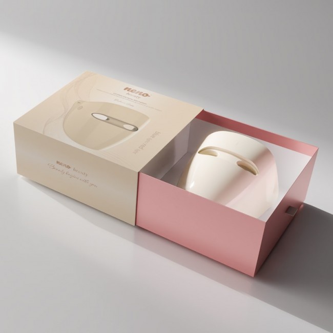 LED LIGHT THERAPY MASK IMPROVING FACIAL SKIN CONDITION