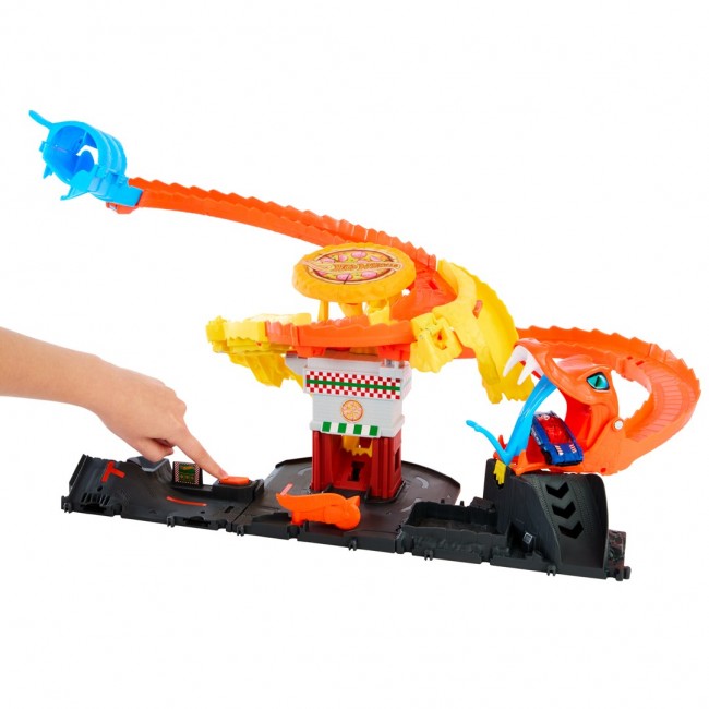 Hot Wheels City Cool Pizza - Attack of the Cobra HTN81 MATTEL Hot Wheels City Cool Pizza - Attack of the Cobra HTN81 MATTEL