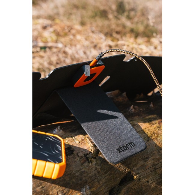 Xtorm SolarBooster 28W - Foldable Solar Panel