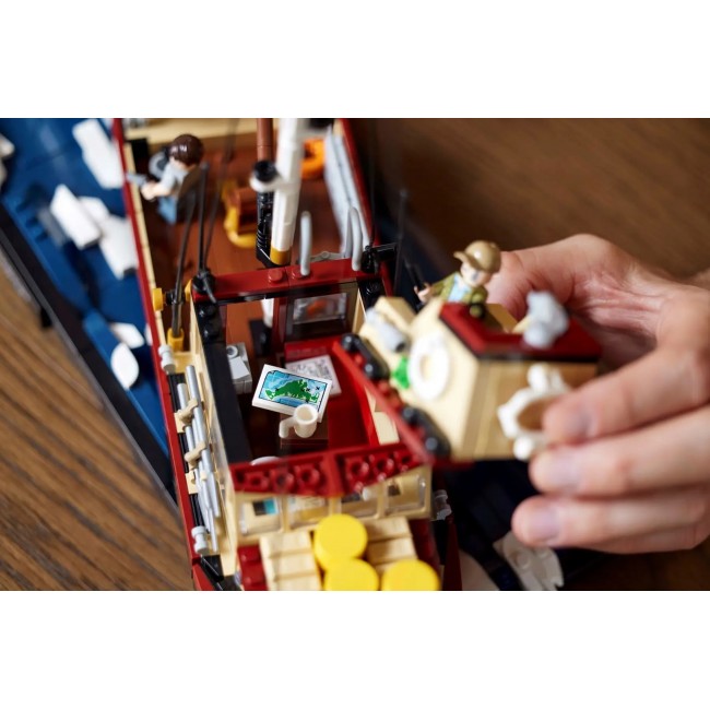 LEGO IDEAS 21350 Jaws LEGO IDEAS 21350 Jaws
