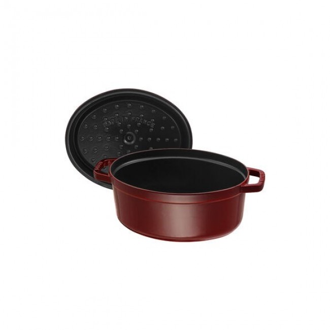 STAUB OVAL CAST IRON POT 40509-366-0 - 5,5 LTR GRENADINE STAUB OVAL CAST IRON POT 40509-366-0 - 5,5 LTR GRENADINE