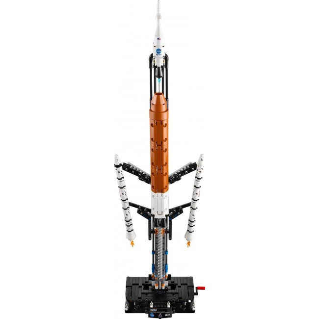 LEGO TECHNIC 42221 NASA Artemis Space Launch System Rocket