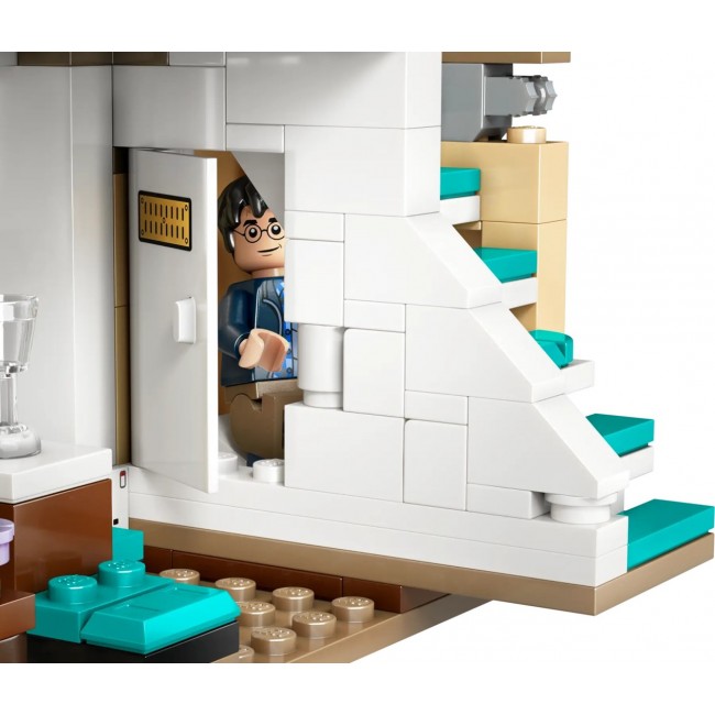 LEGO HARRY POTTER 76451 Privet Drive: Aunt Marge's Visit LEGO HARRY POTTER 76451 Privet Drive: Aunt Marge's Visit