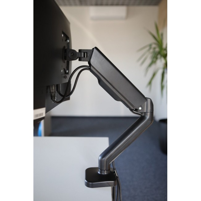 SAVIO UM-01 Desk Mount for Monitor 17 SAVIO UM-01 Desk Mount for Monitor 17
