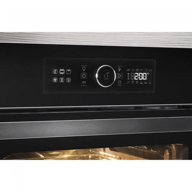 Whirlpool AKZM 8420 NB 73 L 3650 W Black