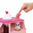 MGA Entertainment Yummiland Lipgloss Truck Doll trailer MGA Entertainment Yummiland Lipgloss Truck Doll trailer