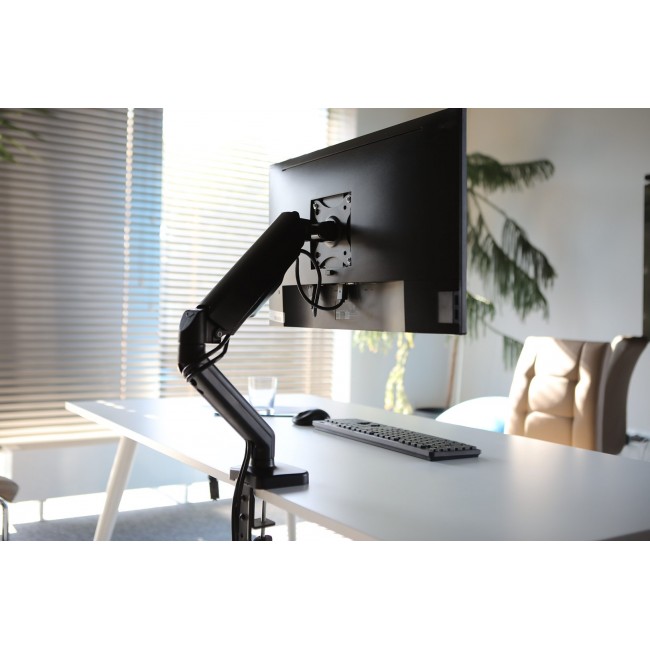 SAVIO UM-01 Desk Mount for Monitor 17 SAVIO UM-01 Desk Mount for Monitor 17