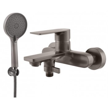 Metal mixer for bath with head
