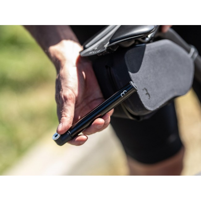 BBB Cycling SingleShot Black Hand air pump