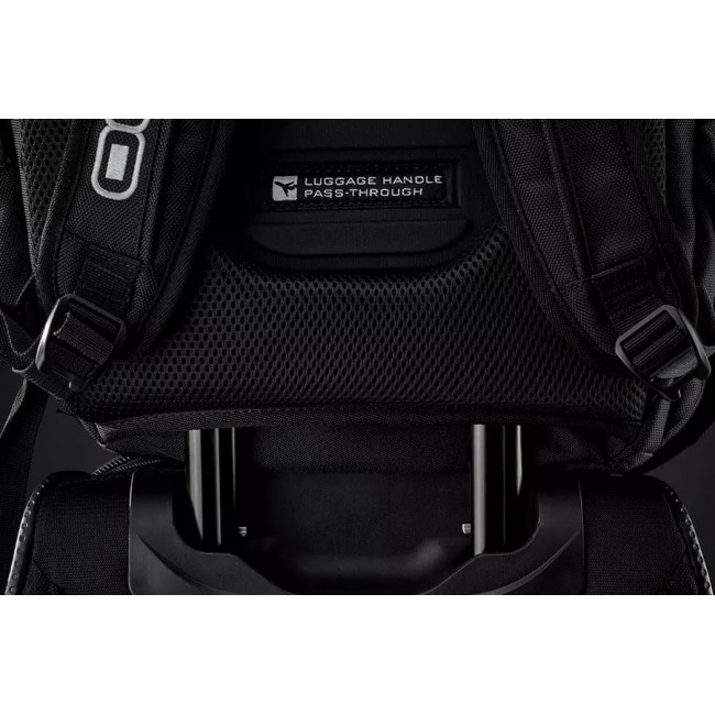 OGIO BACKPACK RENEGADE RSS BLACK PINDOT P/N: 111071_317 OGIO BACKPACK RENEGADE RSS BLACK PINDOT P/N: 111071_317