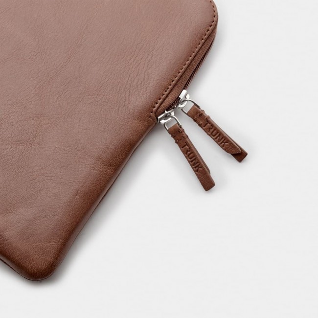 Trunk Leather Sleeve 35.6 cm (14 Trunk Leather Sleeve 35.6 cm (14