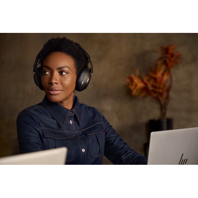 HP Poly Voyager Surround 80 UC USB-C Headset +USB-C/A Adapter