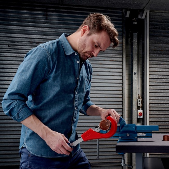 Knipex 90 31 03 BK manual pipe cutter Pipecutter