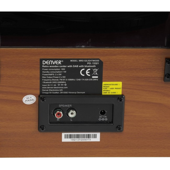 Denver MRD-52 retro stereo system with light wood turntable
