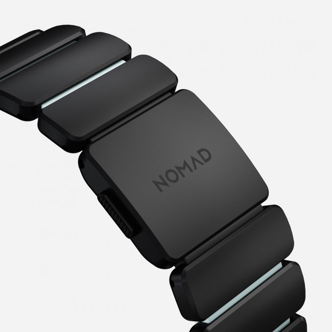 Nomad NM009896858 smart wearable accessory Band Black Titanium