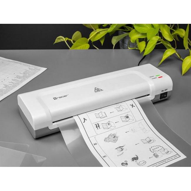 Tracer TRL-5 WH Hot Laminator 280 mm/min White Tracer TRL-5 WH Hot Laminator 280 mm/min White
