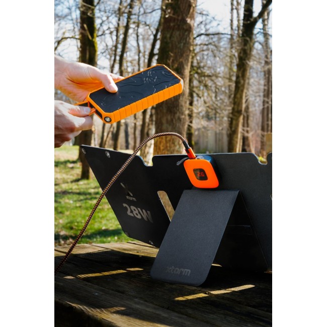 Xtorm SolarBooster 28W - Foldable Solar Panel